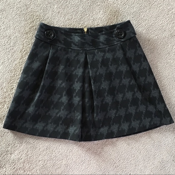 Express Dresses & Skirts - CLEARANCE!💋FINAL PRICE🎉EXPRESS houndstooth skirt